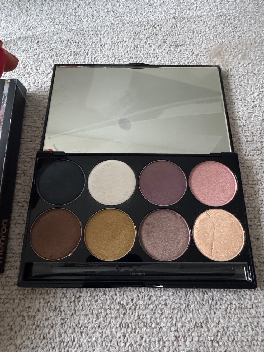 Mehron Shimmer Eye Powder Palette - Shimmery Neutral & Pink Tones - Picture 3 of 4